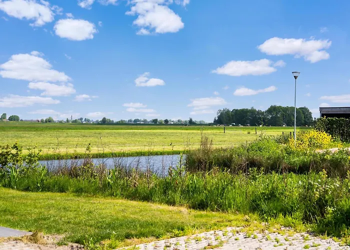 In Near Kaag Lakes * Oud Ade