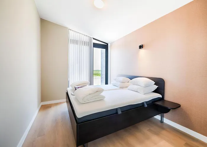 In Near Kaag Lakes בית נופש Oud Ade